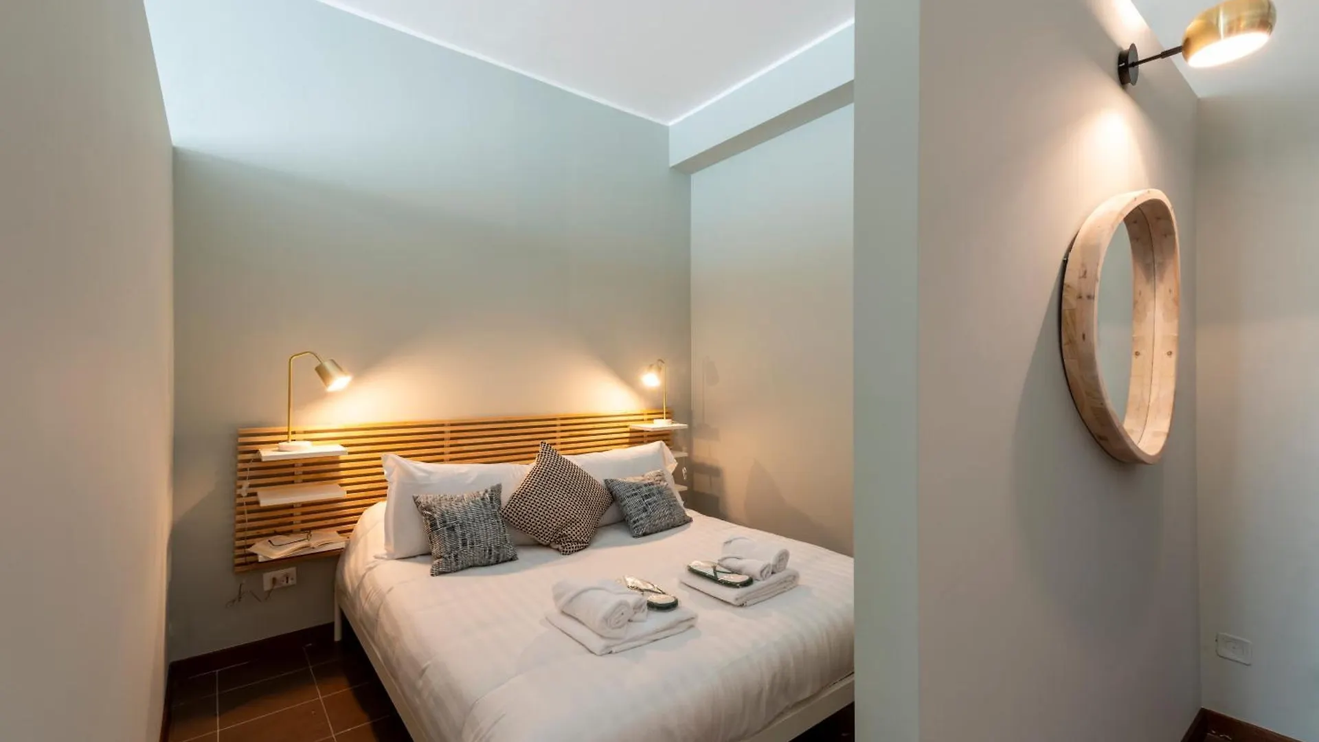 Apartment Bazzi, 49 - Bocconi University Milan