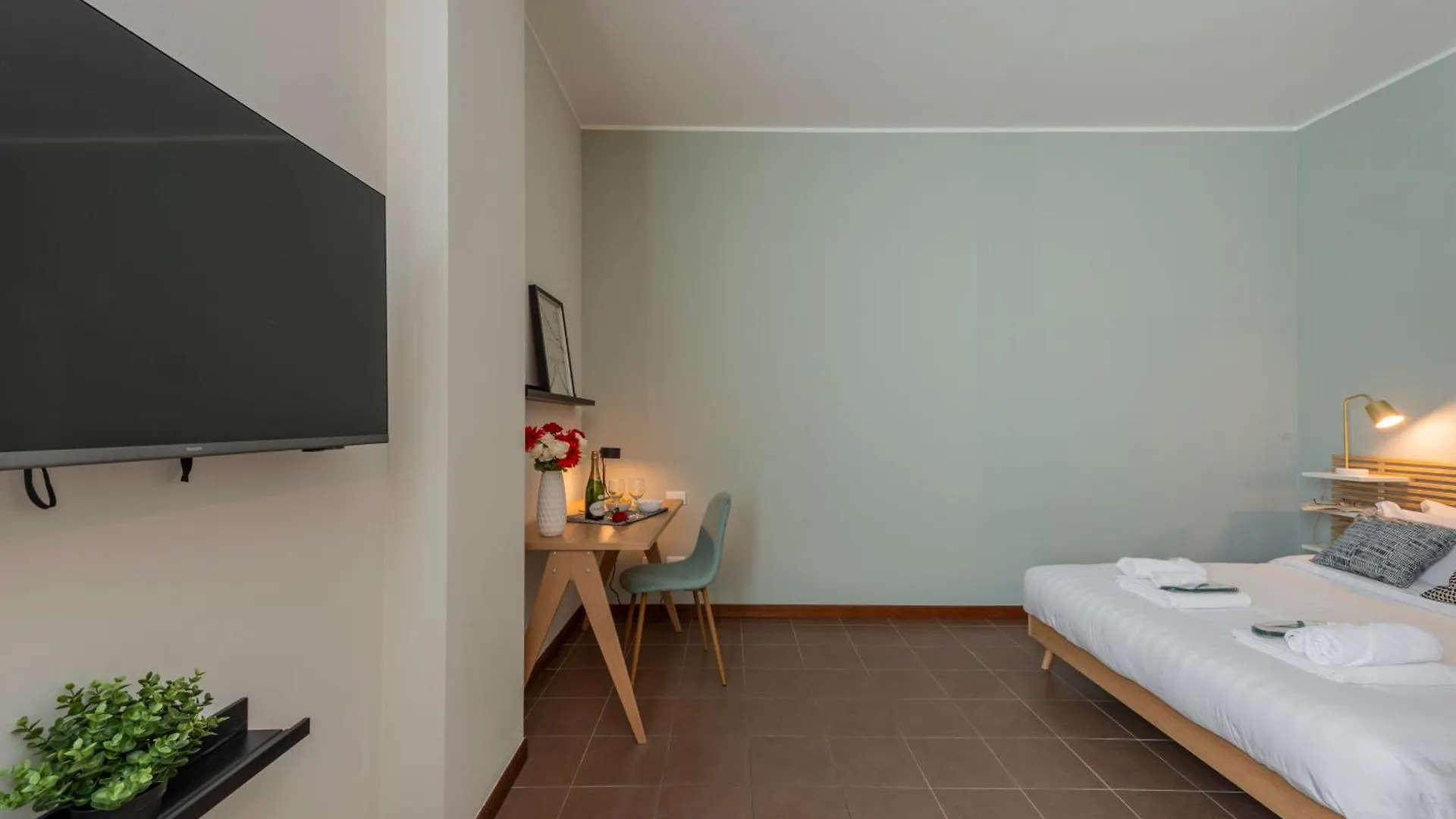 Bazzi, 49 - Bocconi University Milan Apartment