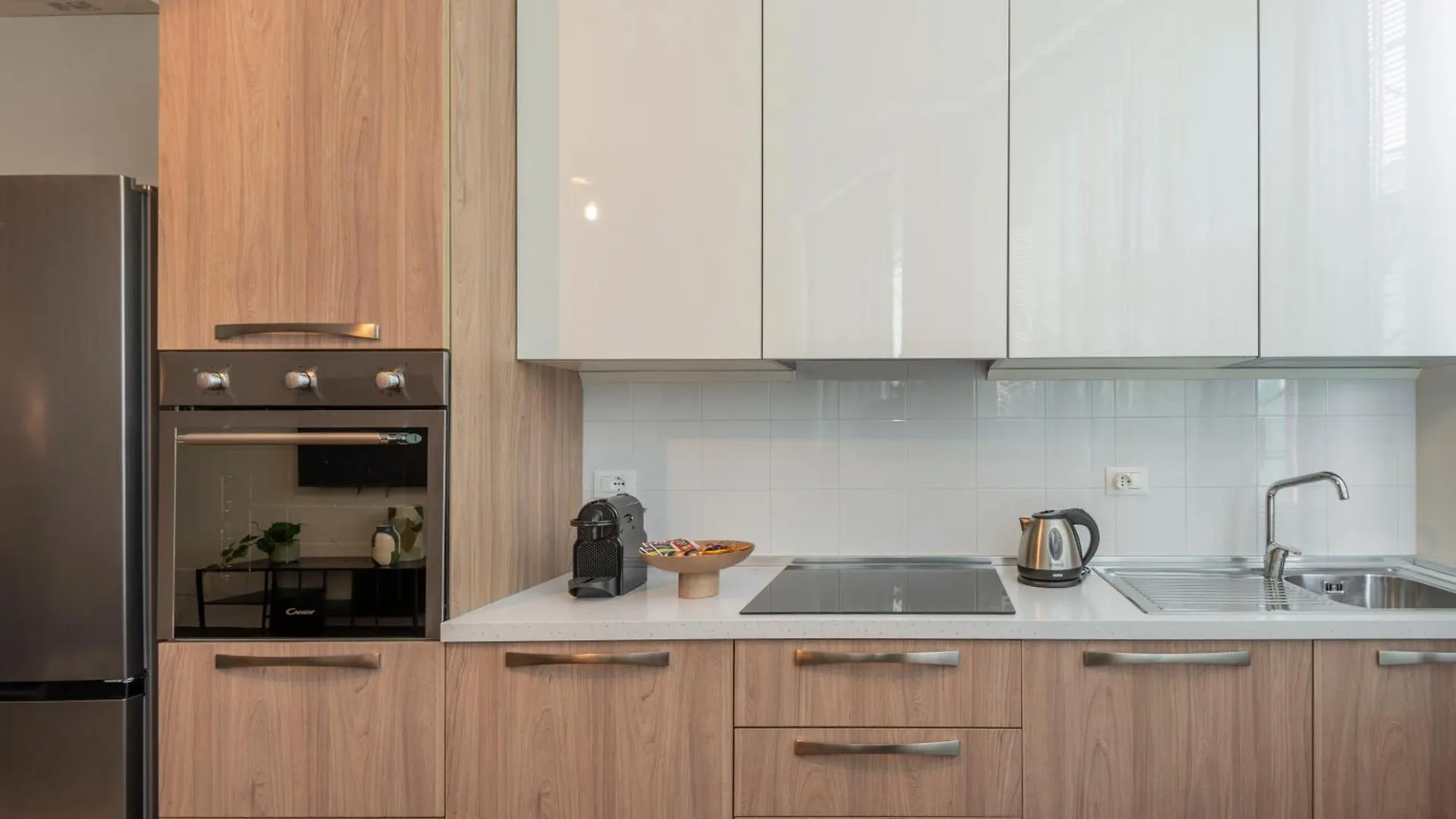 Apartment Bazzi, 49 - Bocconi University Milan Italy