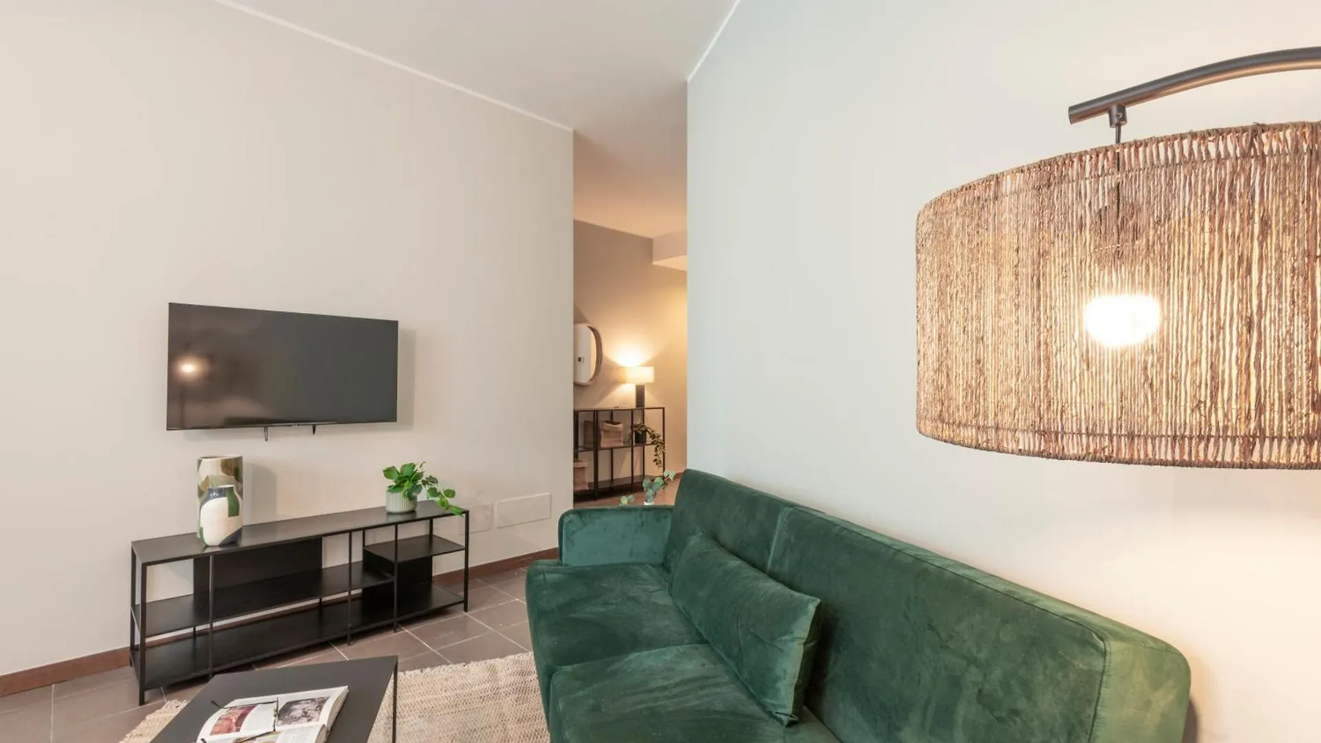 Apartment Bazzi, 49 - Bocconi University Milan