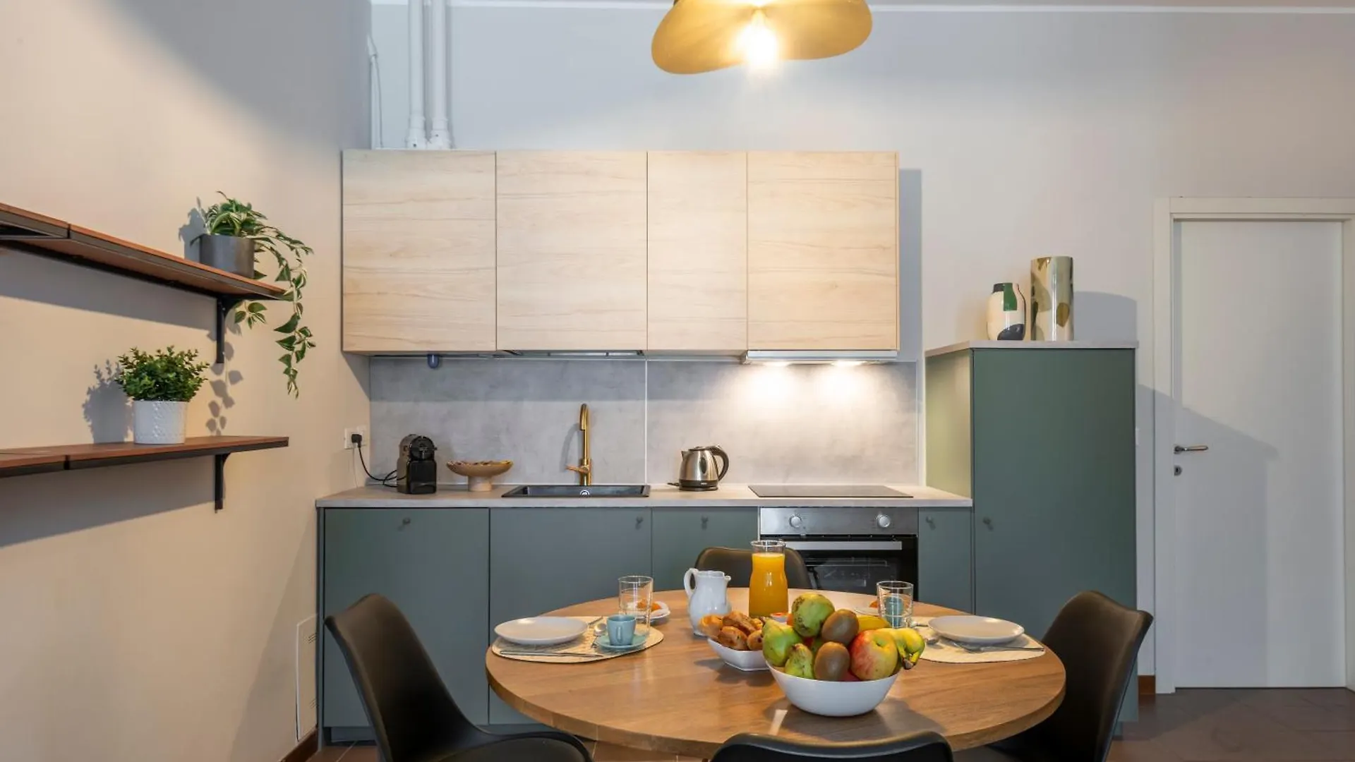 Apartment Bazzi, 49 - Bocconi University Milan