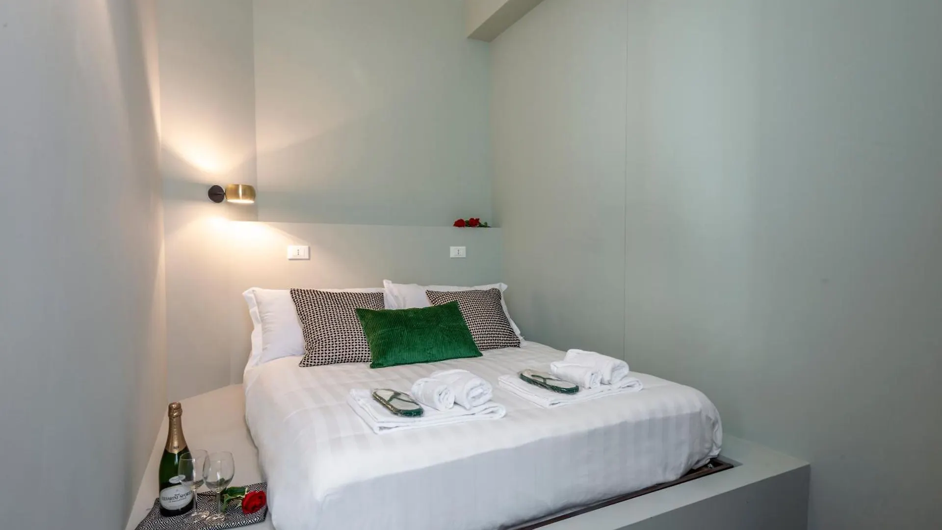 Apartment Bazzi, 49 - Bocconi University Milan