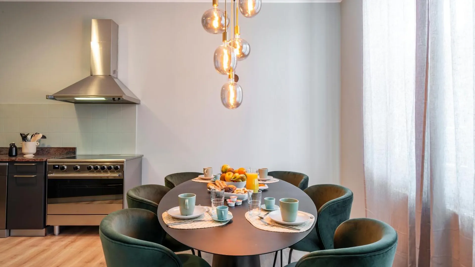 Bazzi, 49 - Bocconi University Milan Apartment