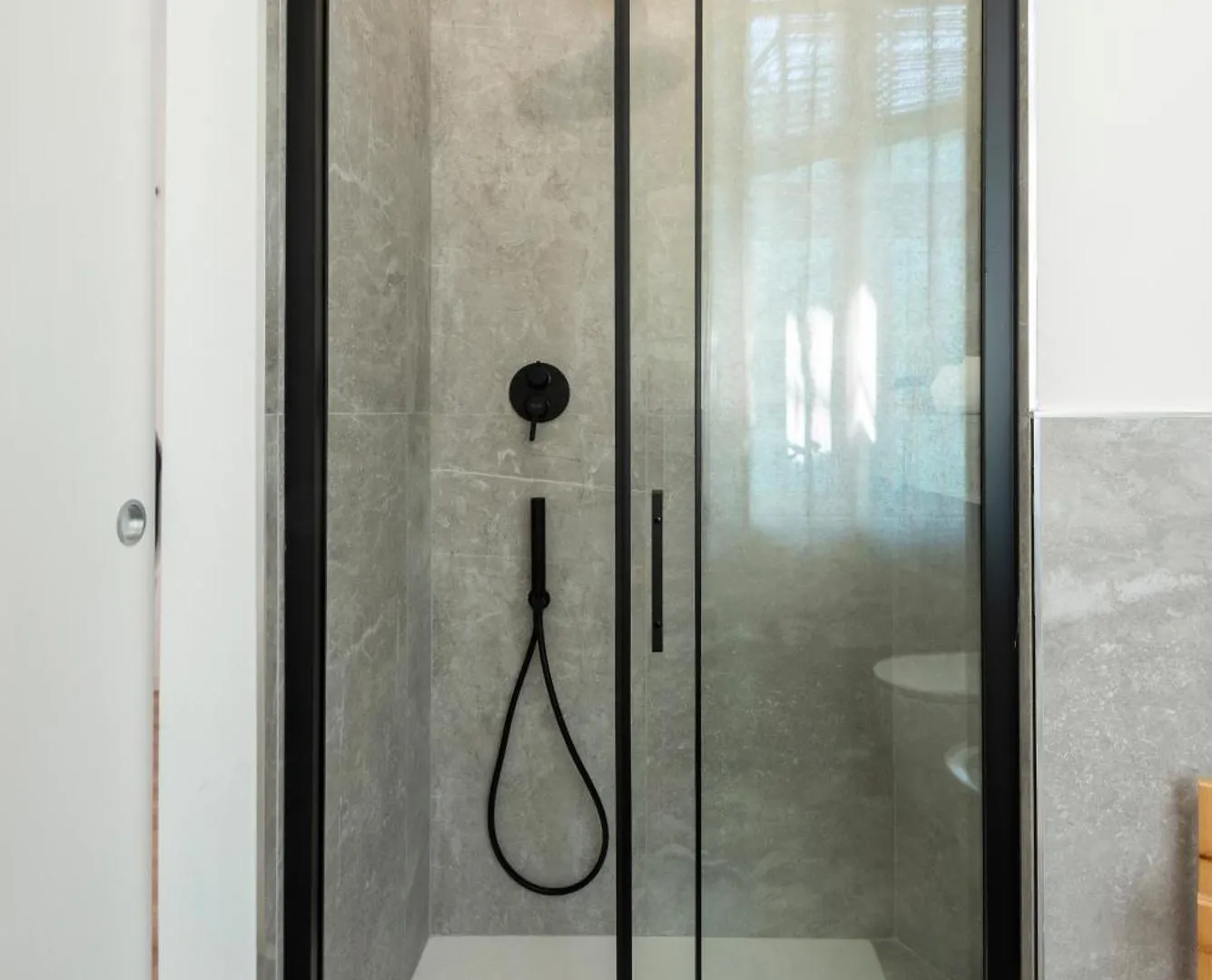 Bazzi, 49 - Bocconi University Milan Apartment