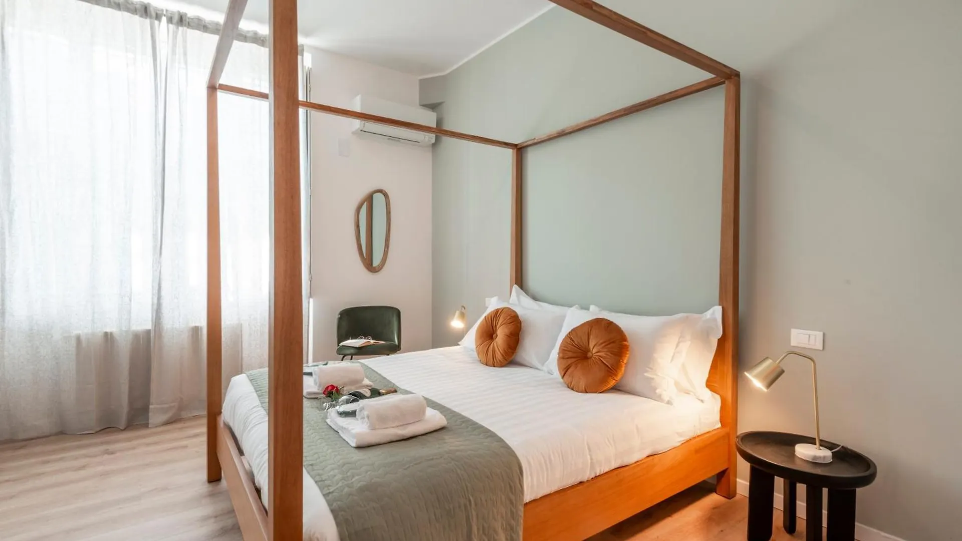 Apartment Bazzi, 49 - Bocconi University Milan