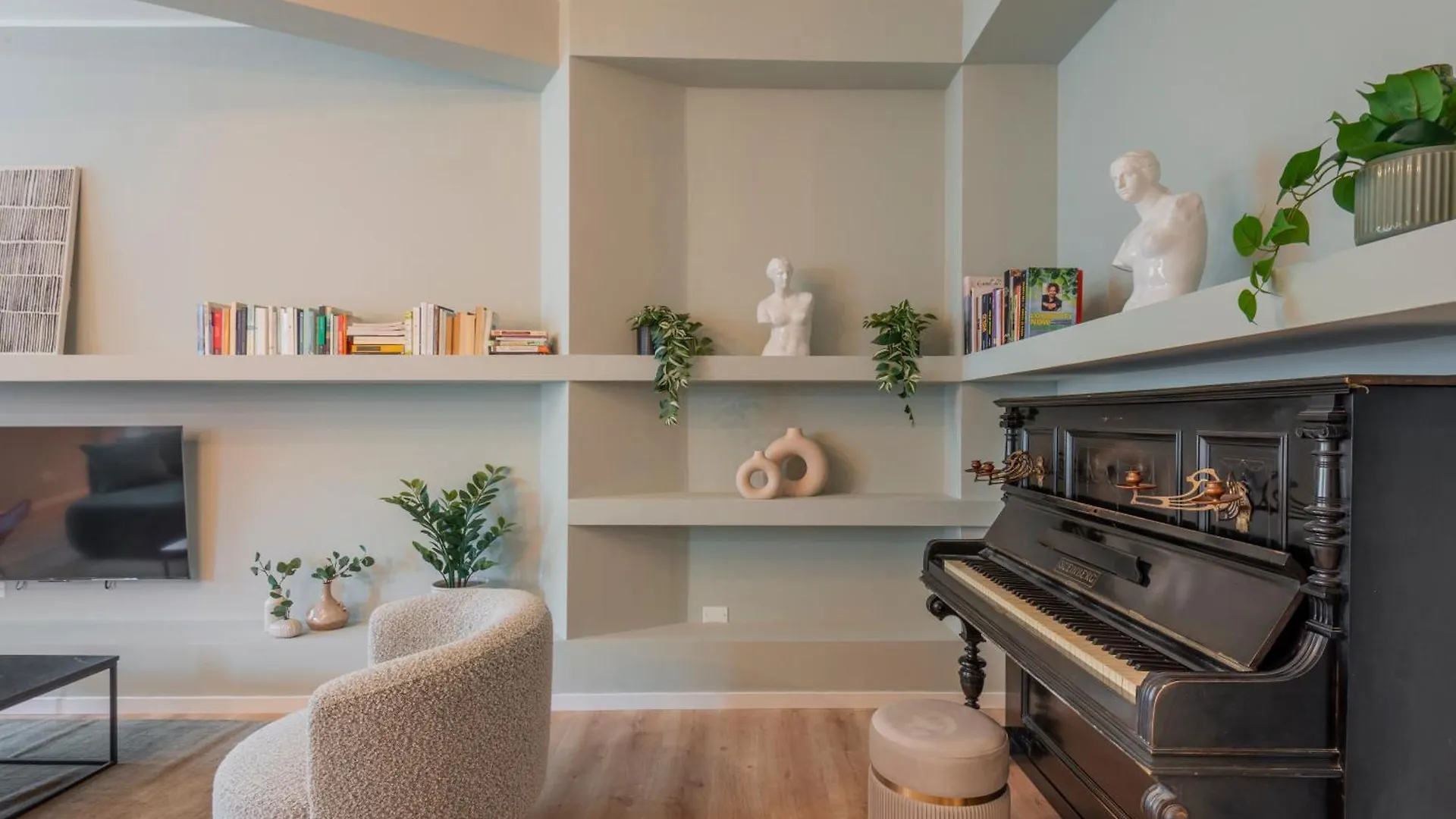 Bazzi, 49 - Bocconi University Milan Apartment