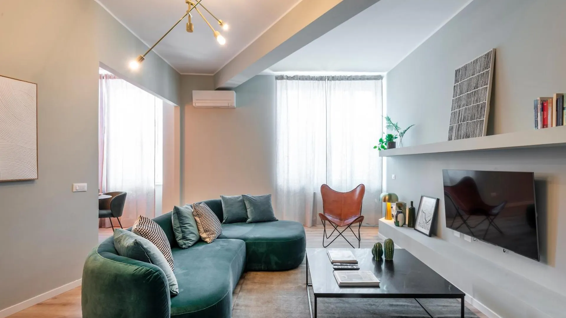 Apartment Bazzi, 49 - Bocconi University Milan